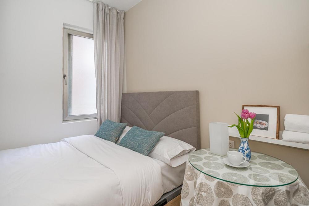 Madrid Rio Rooms Exterior photo